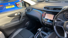 Nissan Qashqai 1.3 DiG-T Acenta Premium 5dr Petrol Hatchback